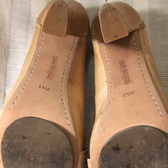 True Religion soft leather heels, 8.5 - Picture 7 of 8